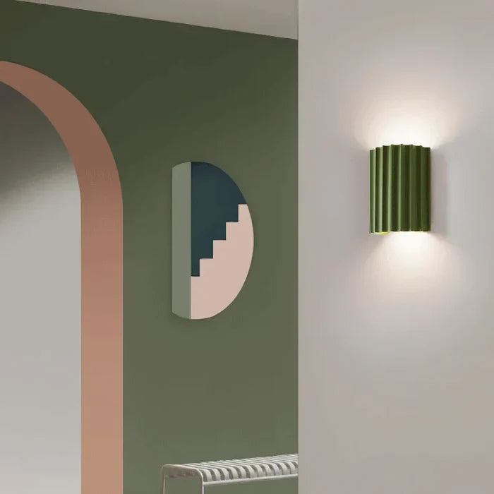 Resin Wall Light with Ribbed Shade – Contemporary Interior Design