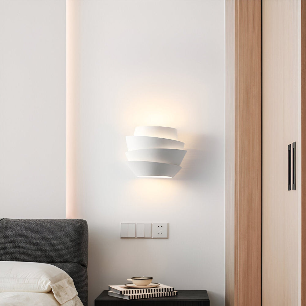 Wall Fixture with Twin Spotlights – Cozy Layered Illumination for Your Home