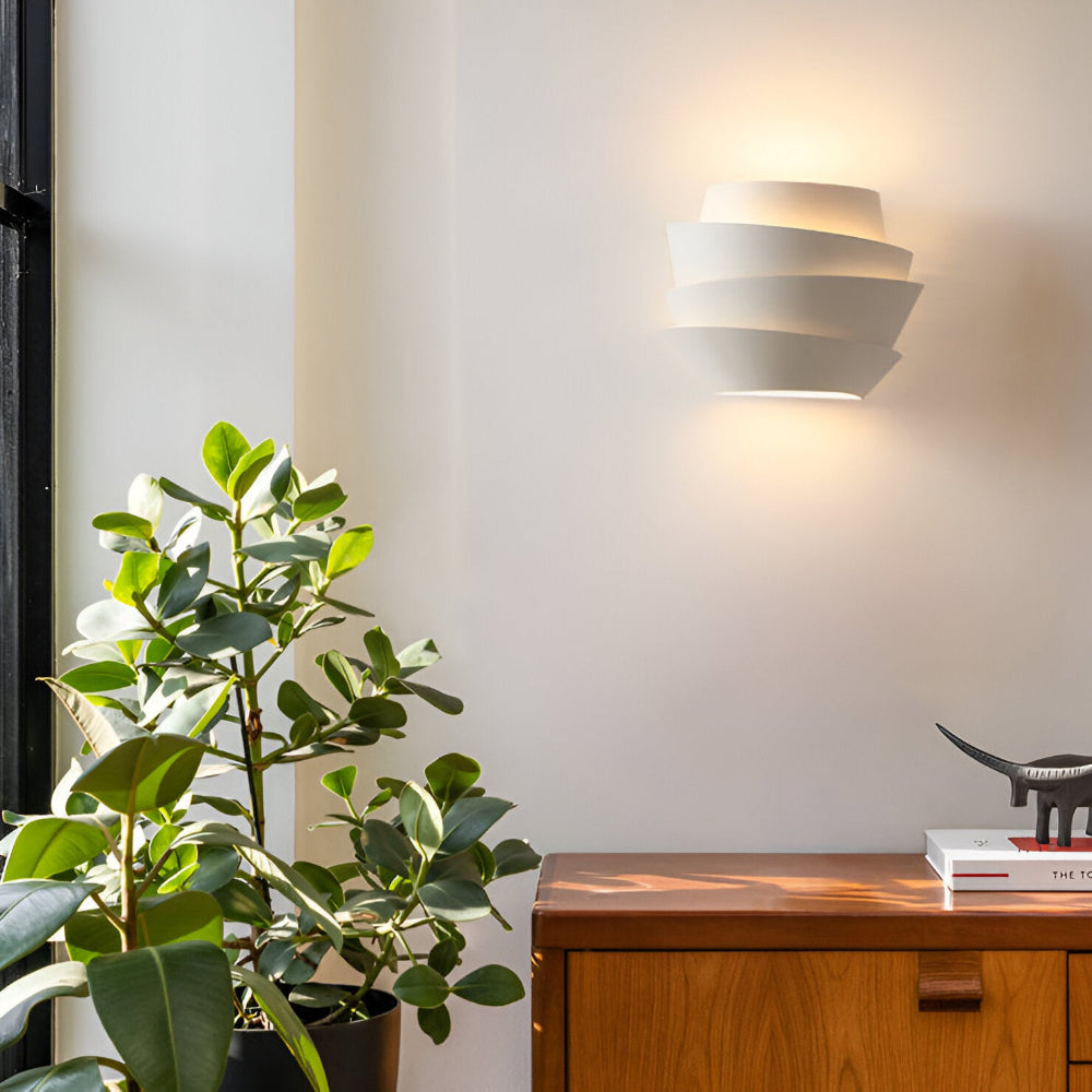 Wall Fixture with Twin Spotlights – Cozy Layered Illumination for Your Home