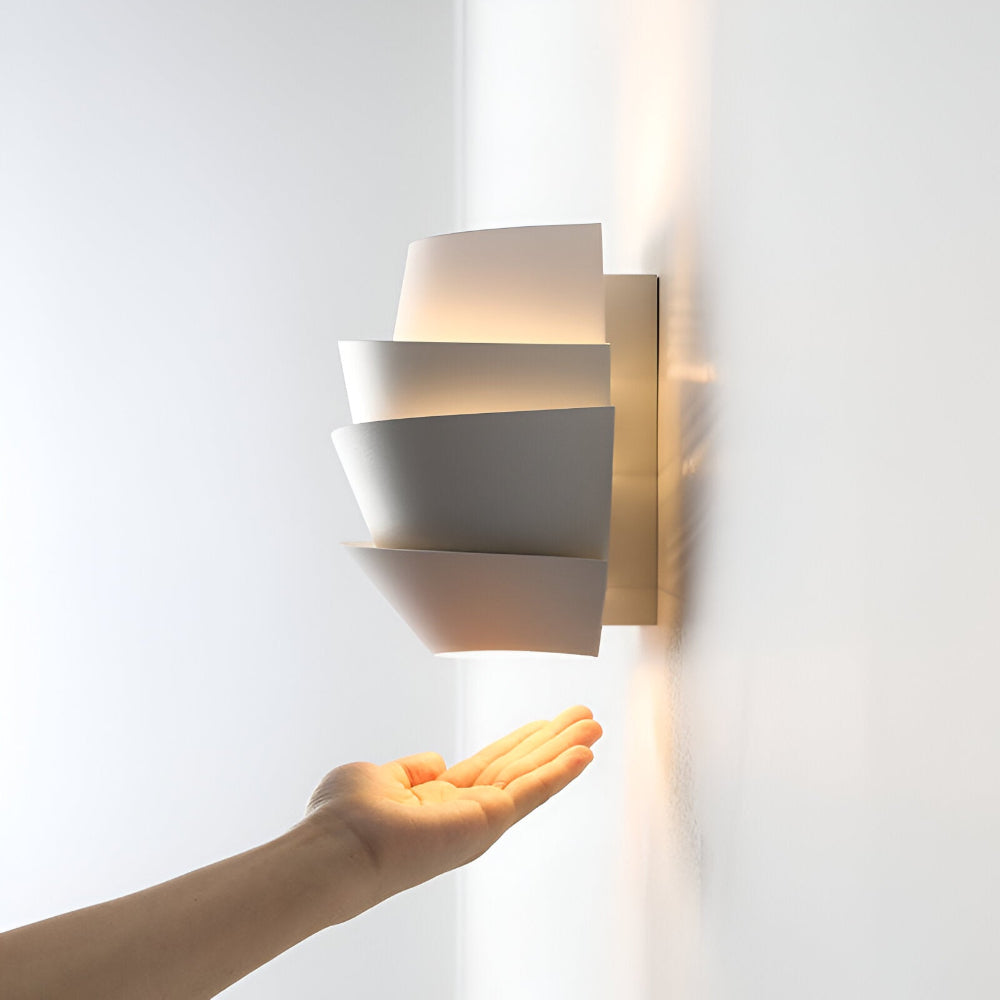 Wall Fixture with Twin Spotlights – Cozy Layered Illumination for Your Home