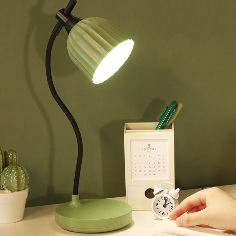 Flexible LED Table Lamp