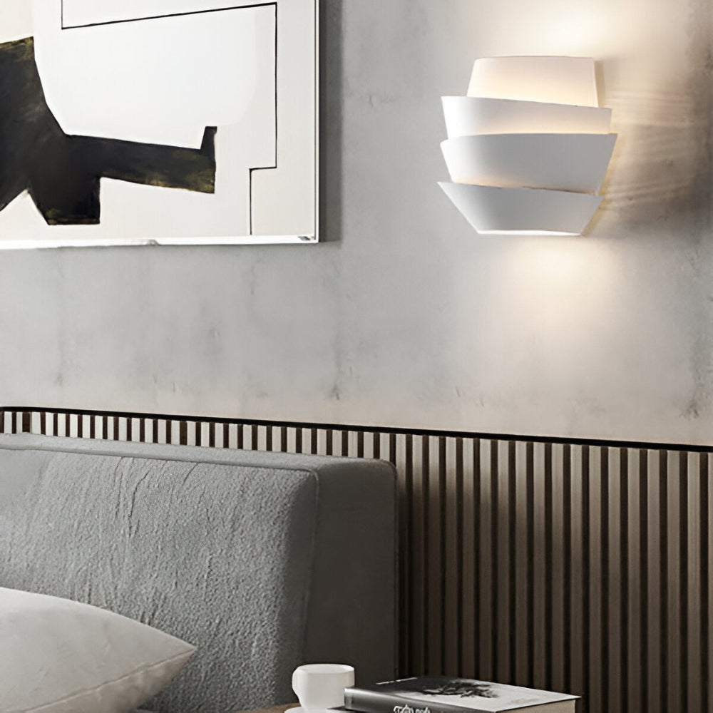 Wall Fixture with Twin Spotlights – Cozy Layered Illumination for Your Home