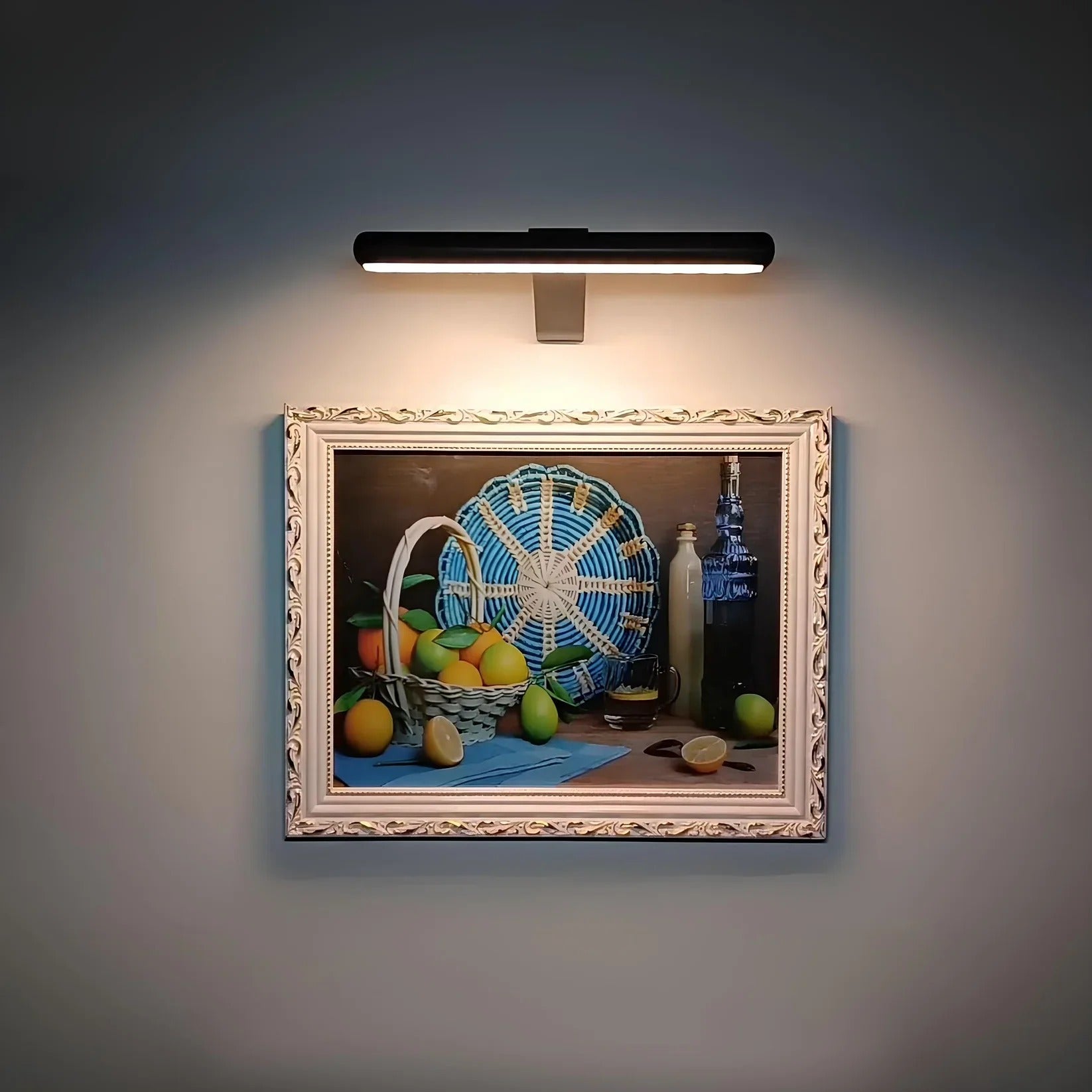 Wireless LED Art Light – Adjustable Wall Lamp for Display Pieces