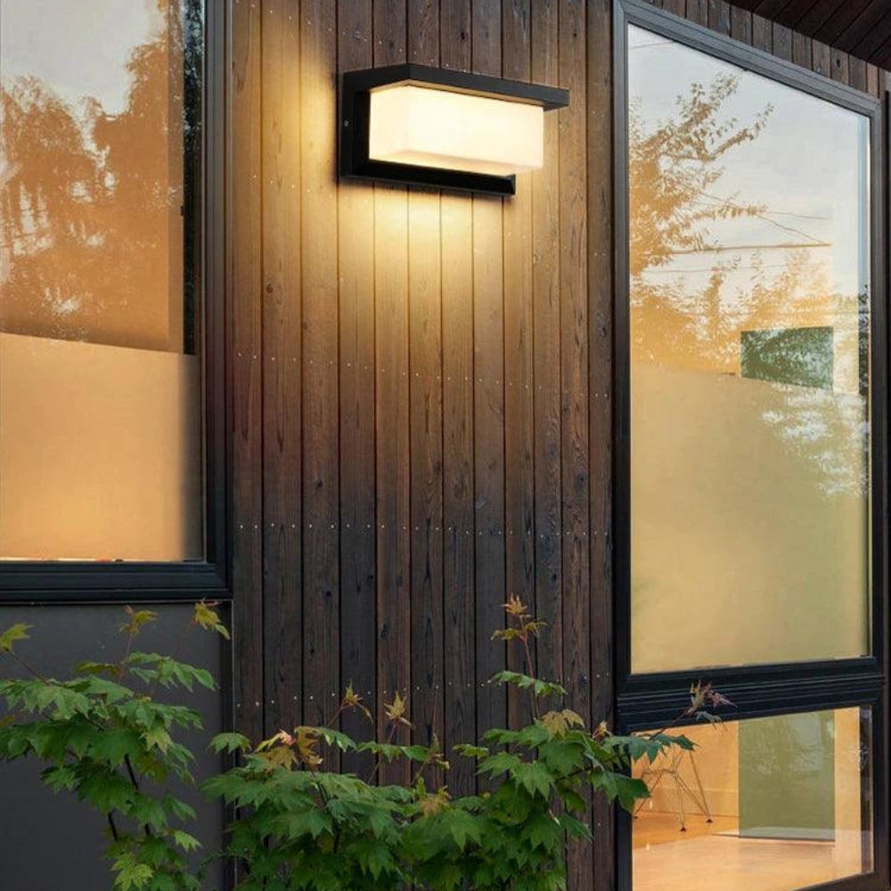 Outdoor LED Wall Lantern with Motion Detector – 20W Weather-Resistant
