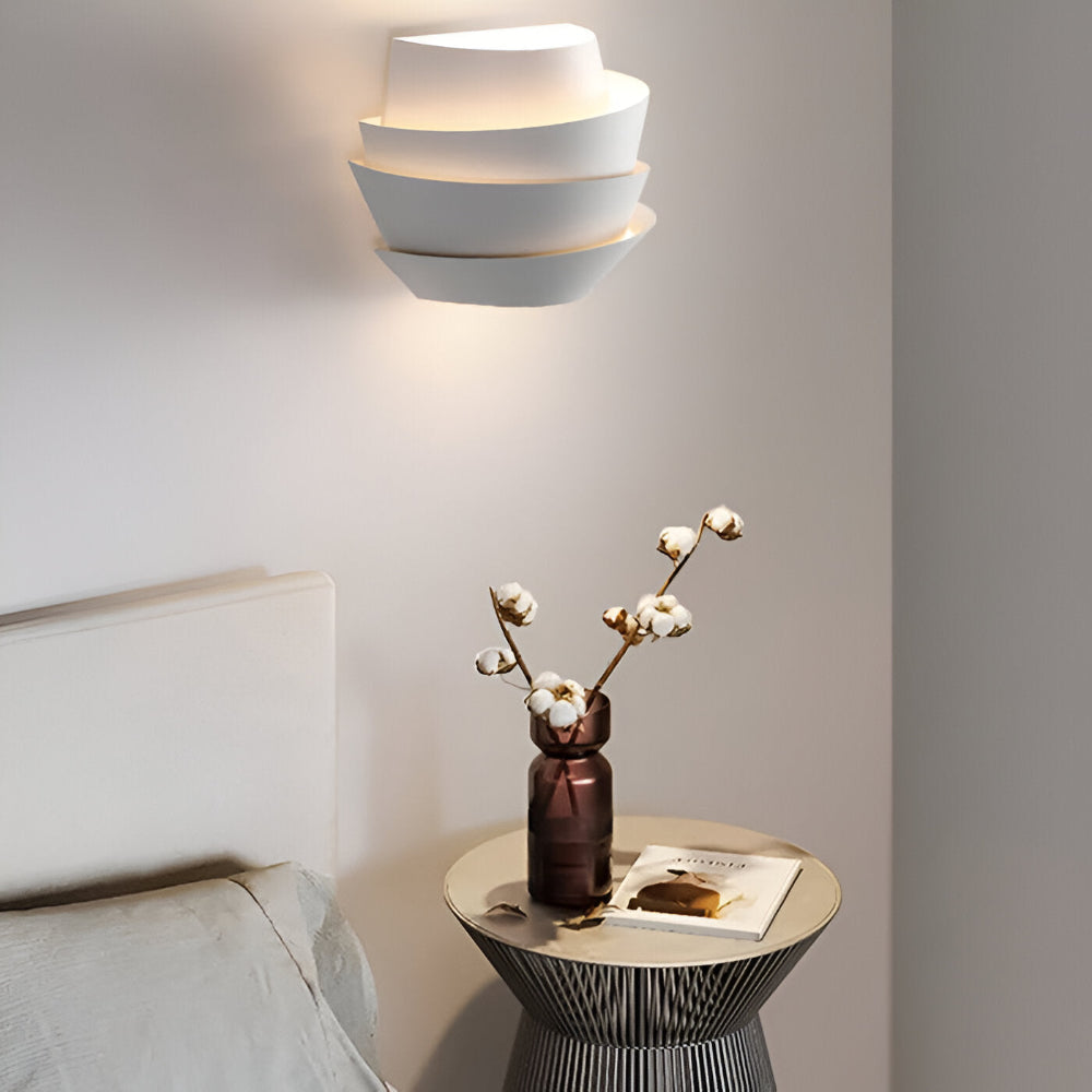 Wall Fixture with Twin Spotlights – Cozy Layered Illumination for Your Home